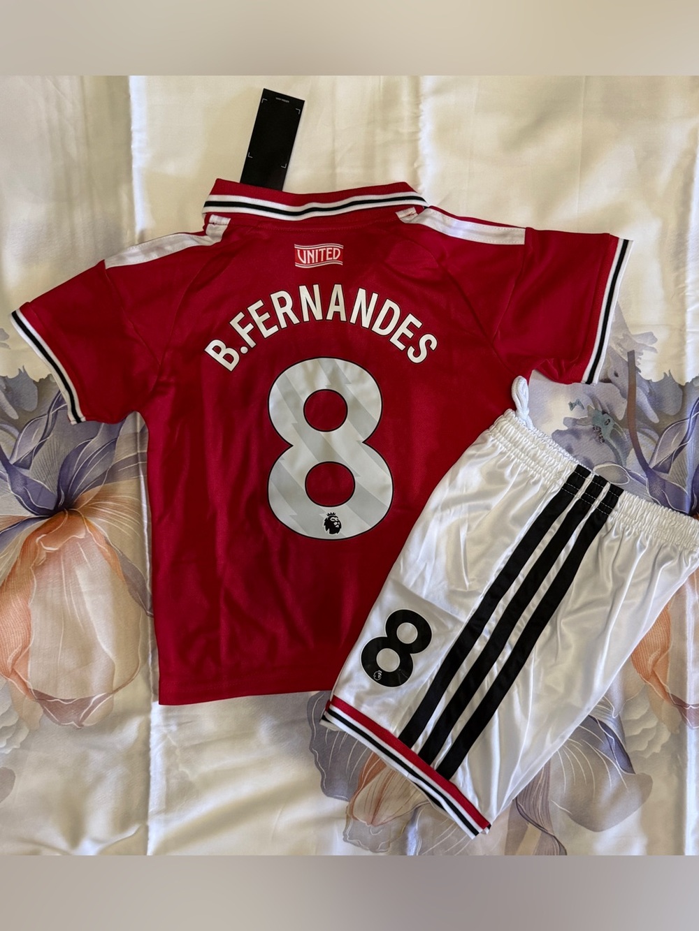 Manchester United 2026/27 kids soccer jersey set #  B. Fernandes 7. # slim fit